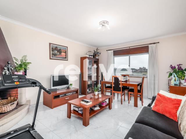 Apartamento T2 para Venda na Quinta da Samaritana, Belas S. 74m² Sintra Santa Maria E São Miguel