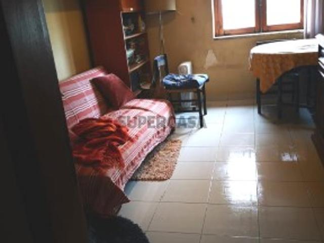 Apartamento T2 para venda com inquilino oportunidade de investimento em Portimão