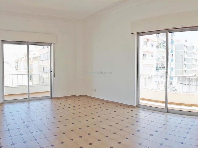 Apartamento T2 para Venda em Portimão 117m² Portimão