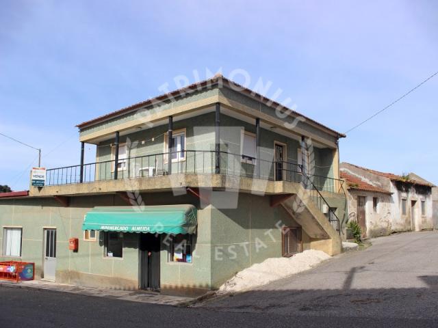 Apartamento T2 para venda, primeiro andar, Carvalhal Benfeito