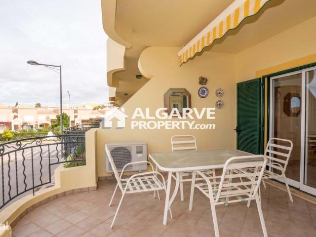 Apartamento T2 perto da Praia da Falsia e da Marina de Vilamoura