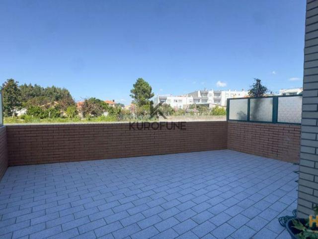 APARTAMENTO T2 PROXIMO À PRAIA DA MADALENA | 26084099259