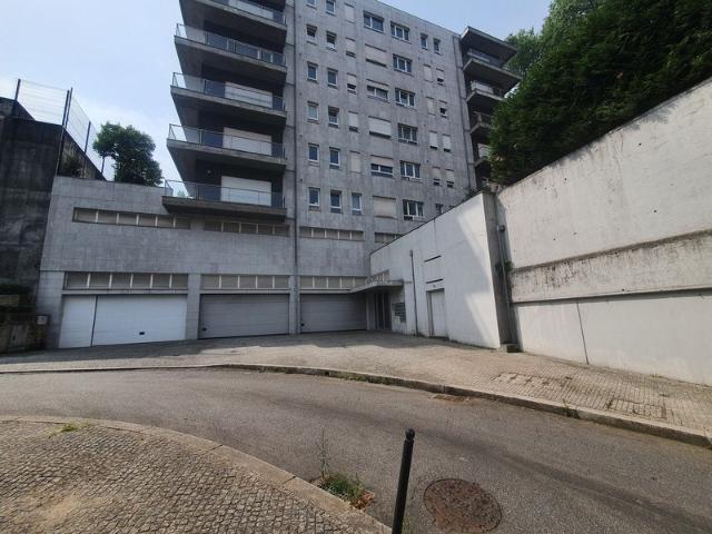 Apartamento T2 Praça das Flores Porto