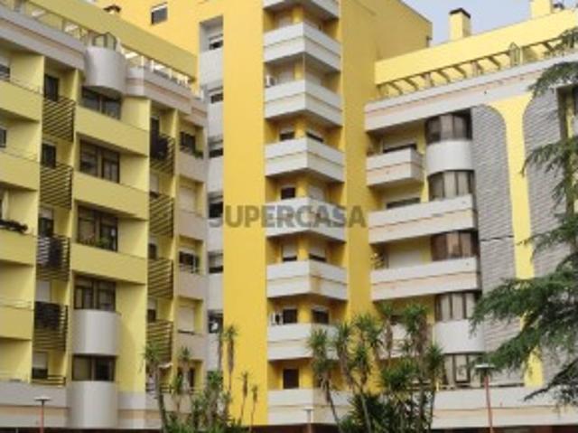 APARTAMENTO T2 PRACETA AMARELA, SANTARÉM