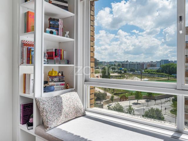 Apartamento T2 Prelada, Porto | lugar de garagem + arrumos