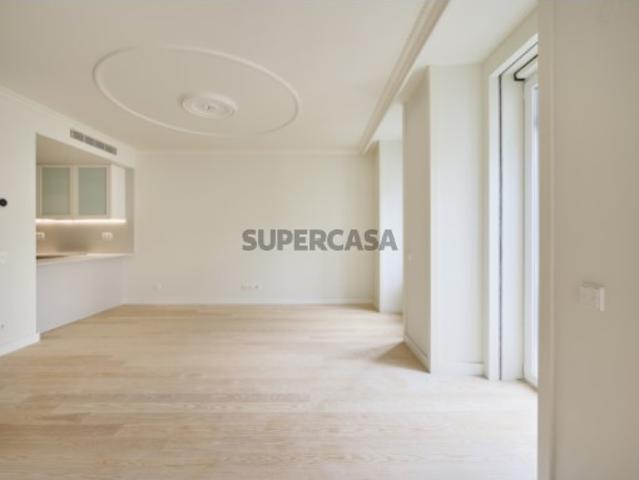 APARTAMENTO T2 PREMIUM EM LOCALIZAÇÃO PRIVILEGIADA DE LISBOA