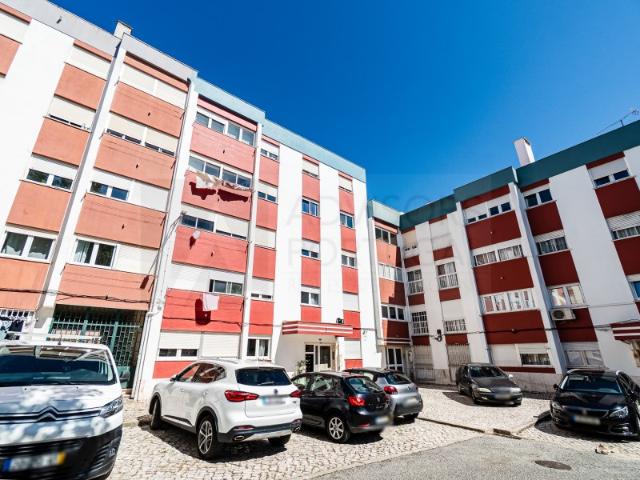 Apartamento T2 Queluz