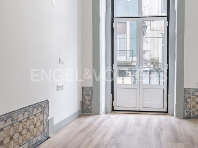 Apartamento T2 remodelação completa na Baixa de Lisboa
