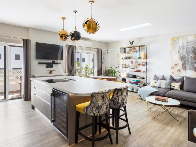 Apartamento T2 remodelado na Quinta do Romão, Algarve 0m² Quarteira