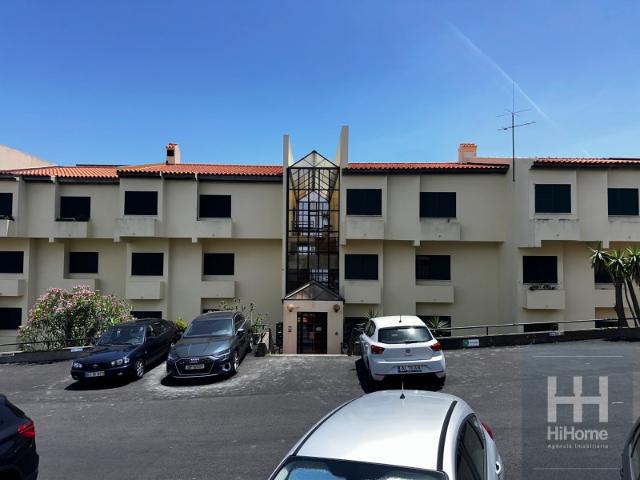 Apartamento T2 remodelado no Garajau