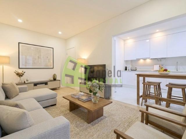 Apartamento T2 Remodelado | Barreiro