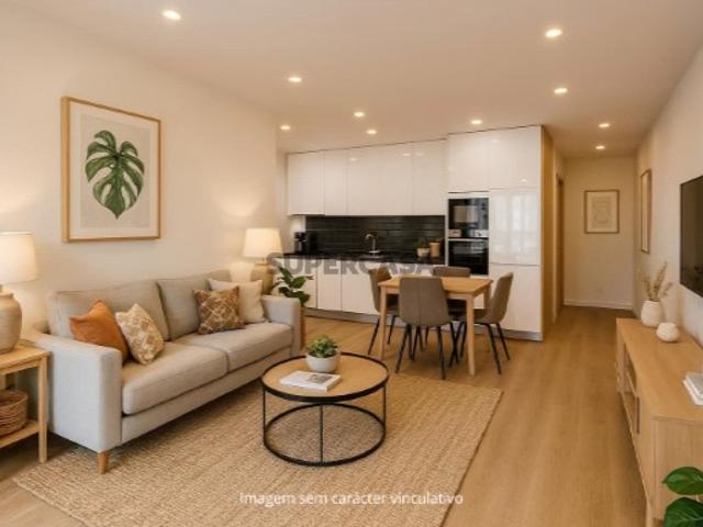 Apartamento T2 Remodelado com Terraço Privativo a 5 min da Praia Vila do Conde