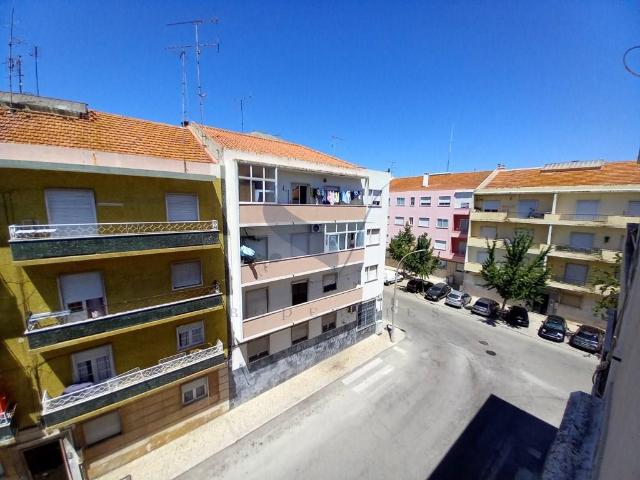 Apartamento T2 Remodelado com ampla varanda em Setúbal 80m² Setúbal São Julião, Nossa Senhora da Anunciada e Santa Mari