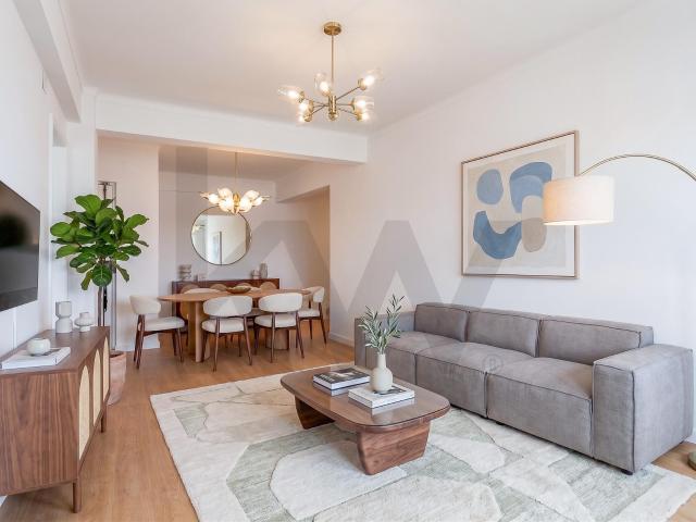 Apartamento T2 Remodelado em São Marcos