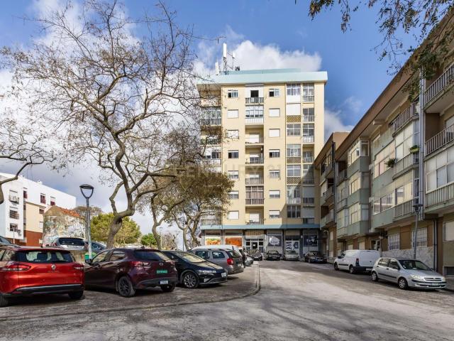 Apartamento T2 Remodelado Setúbal