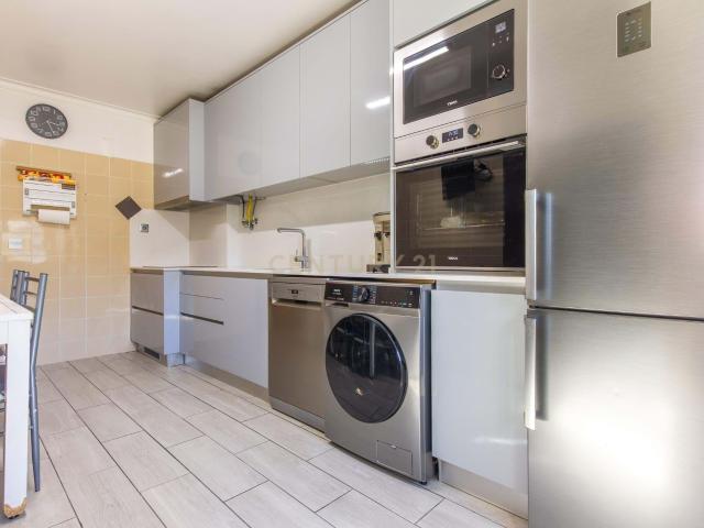 Apartamento T2 renovado