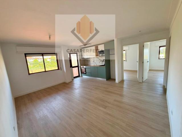 Apartamento T2 Renovado com Varanda Rio Tinto