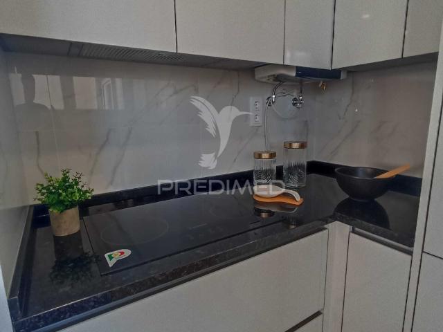Apartamento T2 renovado em Benfica