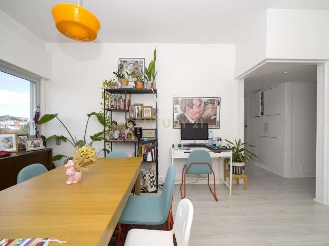 Apartamento T2 Renovado em Belém, Lisboa