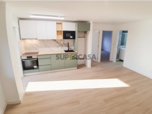 Apartamento T2 Renovado em Rio Tinto