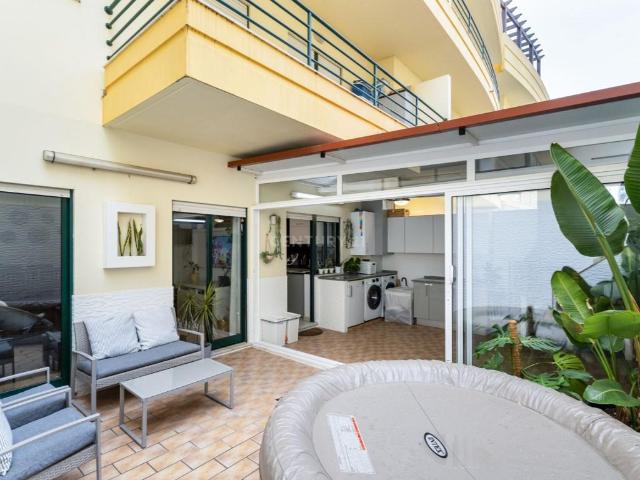 Apartamento T2 Renovado rés do chão com Logradouro, Próximo. 125m² Tavira Santiago