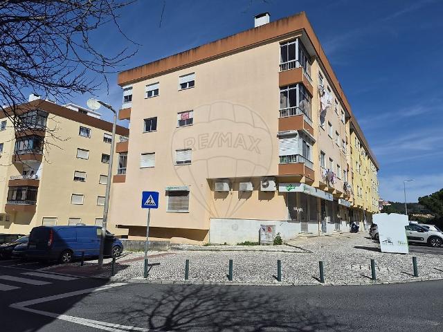Apartamento T2, Rio de Mouro, Sintra | BPI Expresso Imobiliário