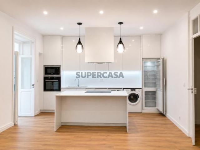 Apartamento T2 Rua Dr. António José de Almeida, Coimbra