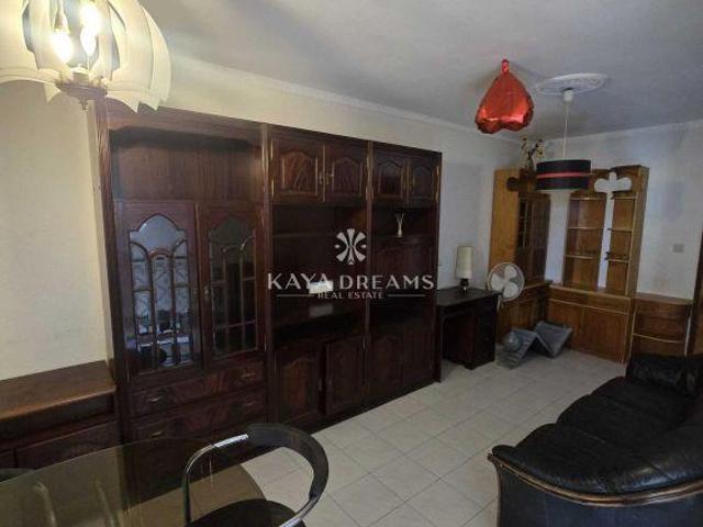 Apartamento T2 Semi Mobilado para Arrendamento em Santo António dos Cavaleiros | 26084099293