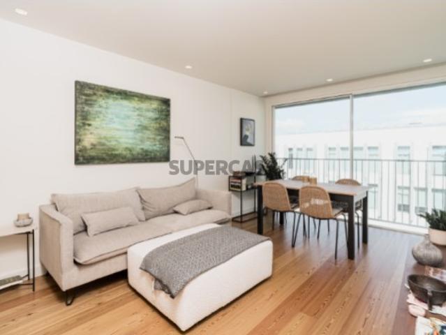 Apartamento T2 Senhora Hora