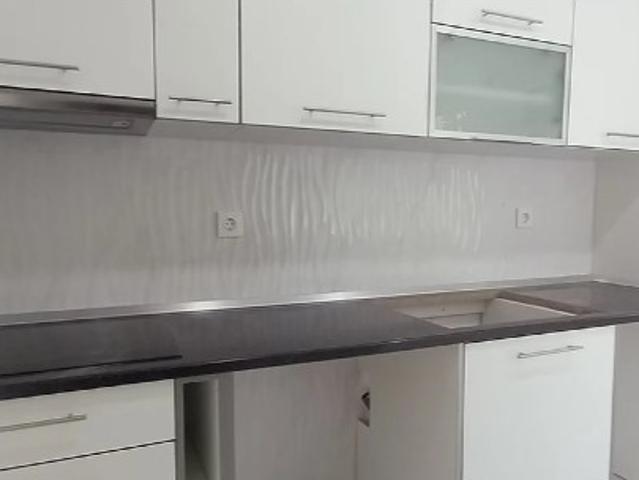 Apartamento T2/Cruz Pau/perto Continente Bom dia