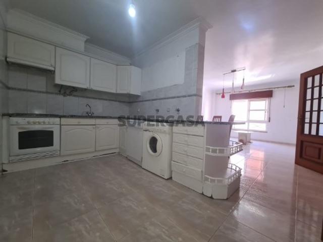 Apartamento T2/Tapada das Merces