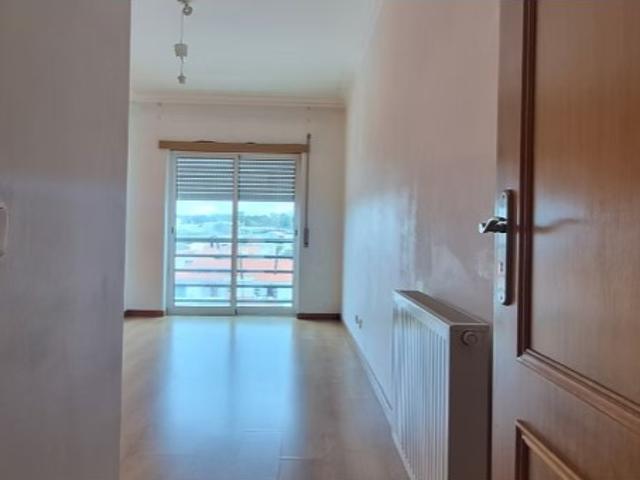 Apartamento T2/Vale Flores de Baixo/Feijó