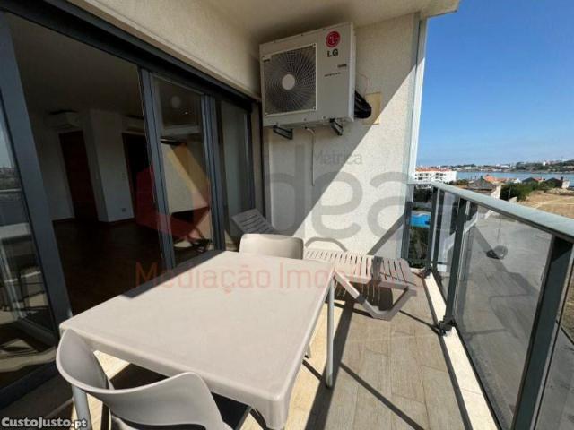 Apartamento T3+1 Com Box E Piscina No