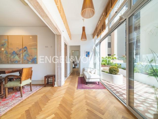 Apartamento T3+1 com Terraço Ajardinado na Avenida da Liberdade