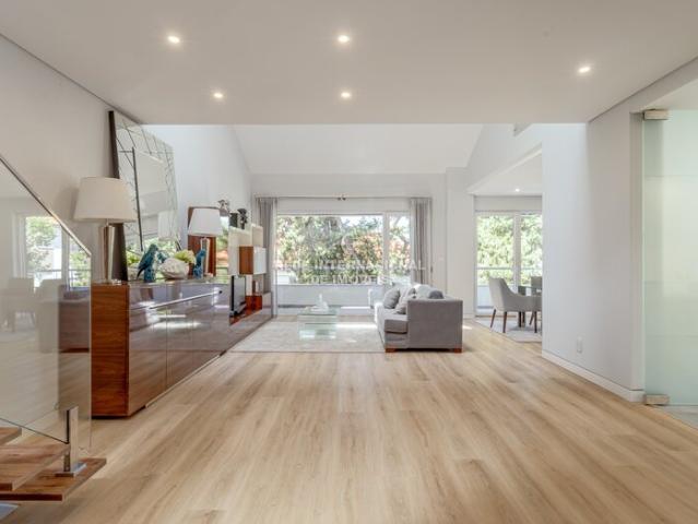 Apartamento T3+1 à venda em Centro carcavelos, concelho de Cascais, Lisboa, Portugal