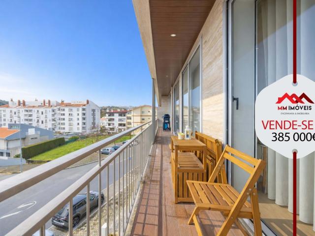 Apartamento T3+1 | Dezembro 2024 | Boas áreas | Varanda | Garagem