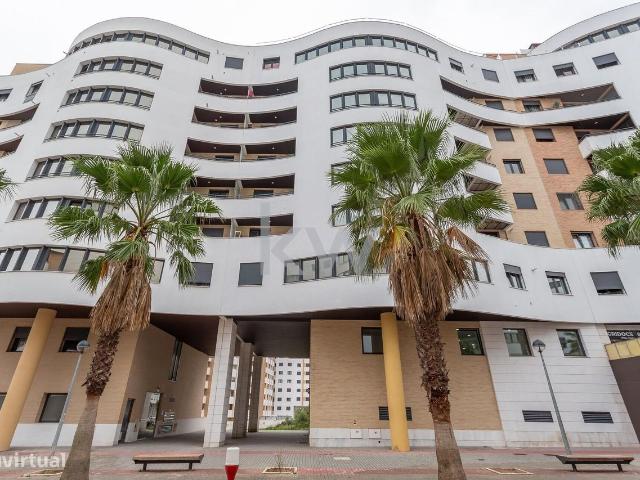 Apartamento T3+1 Duplex com terrao e 2 lugares de garagem | Urbaniza