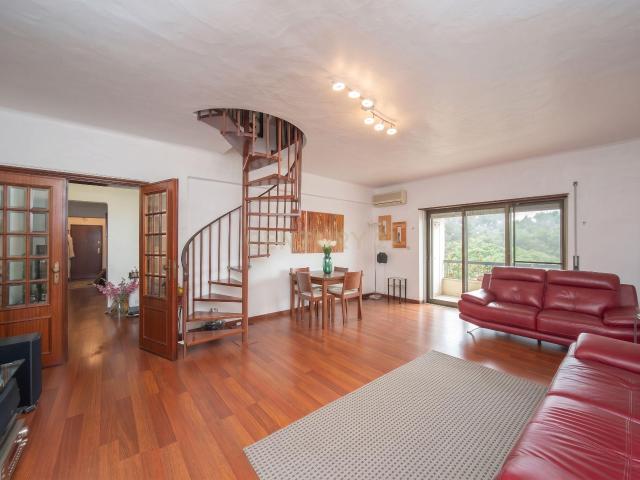 Apartamento T3+1 Duplex Costa da Guia Cascais