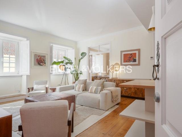 Apartamento T3+1 em Lisboa