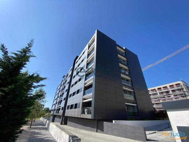 Apartamento T3+1 em Santa Marinha Vila Nova de Gaia | 26064083525