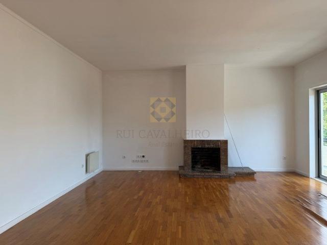 Apartamento T3+1 em Porto