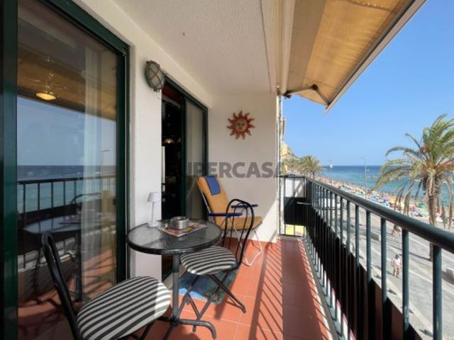 Apartamento T3+1 Exclusivo Primeira linha de mar | Marginal Sesimbra | Garagem Box