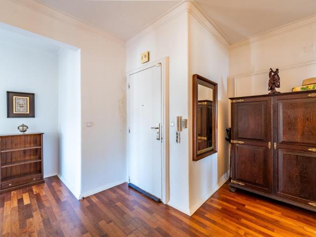 Apartamento T3+1 Lisboa, Arroios 156m² Arroios