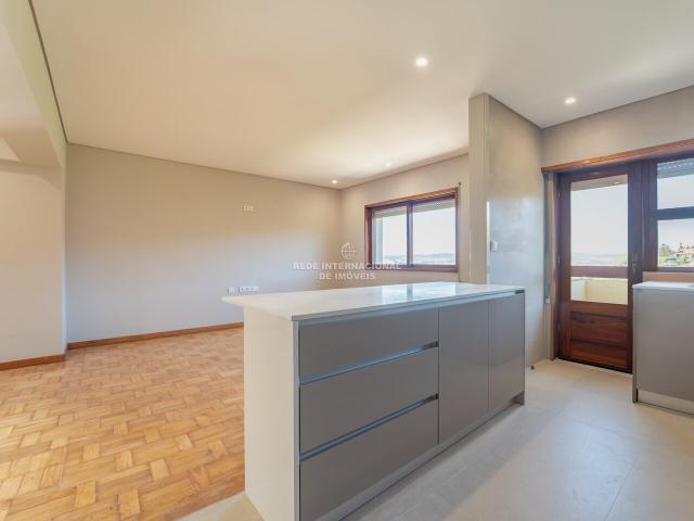 Apartamento T3+1 na Avenida da República