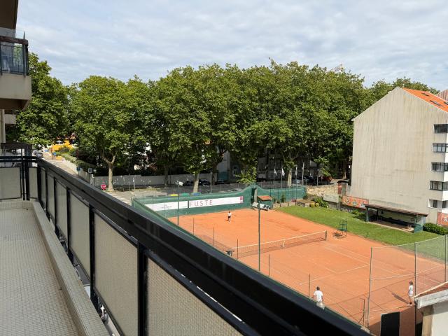 Apartamento T3+1 na Foz do Douro