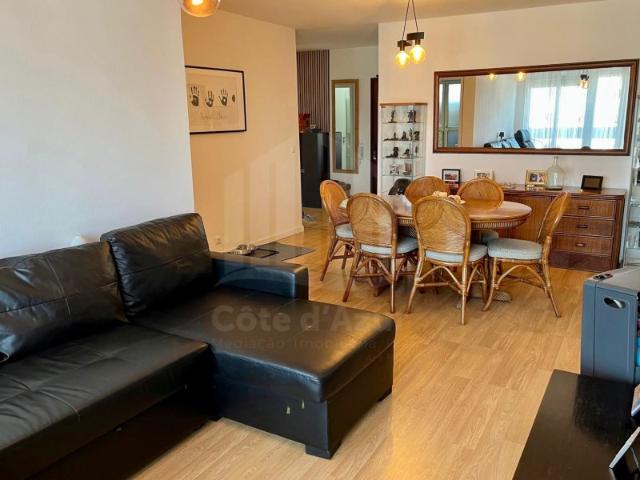 Apartamento T3+1, Santo António da Charneca, Barreiro