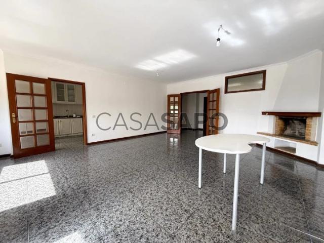 Apartamento T3+1 para alugar em Maia