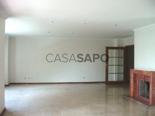 Apartamento T3+1 para alugar no Porto