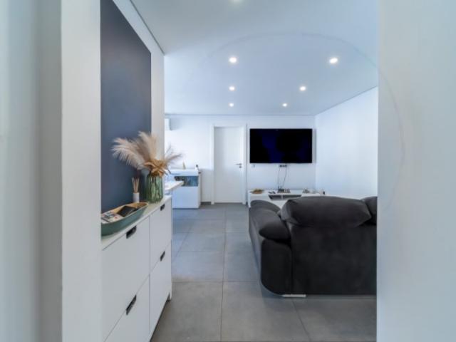 Apartamento T3+1 Renovado