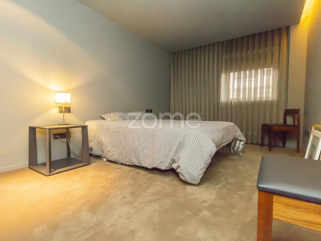 Apartamento T3+1 Totalmente Remodelado, próximo do Centro de Braga